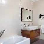 Rosa Com Piscina E Jacuzzi 别墅 *