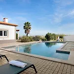 Rosa Com Piscina E Jacuzzi 别墅 *