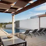 别墅 Rosa Com Piscina E Jacuzzi *