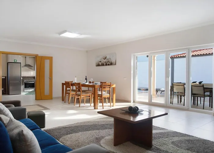 Rosa Com Piscina E Jacuzzi Villa Salir de Matos